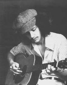 Photo Patrick Logier with Guitar